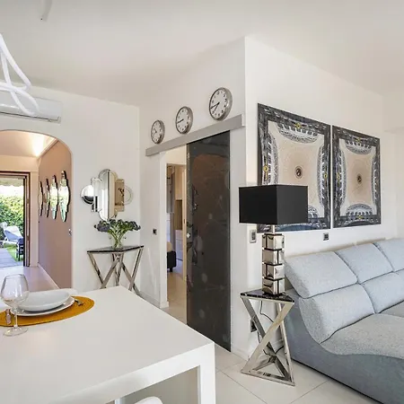 Elegant Sea View By Wonderful Italy Apartment